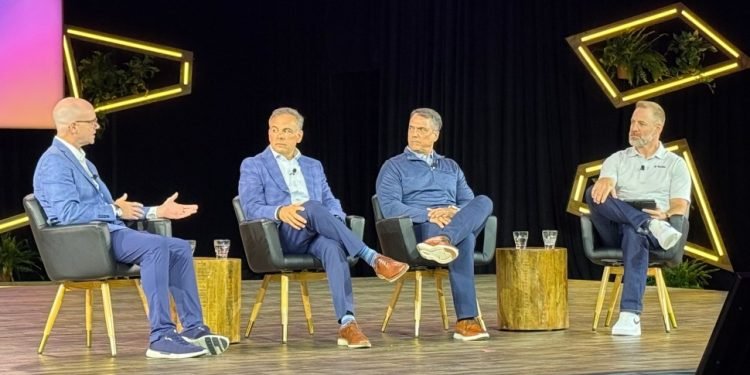 AI’s Buzz in Trucking Is Justified, Trimble Panel Says