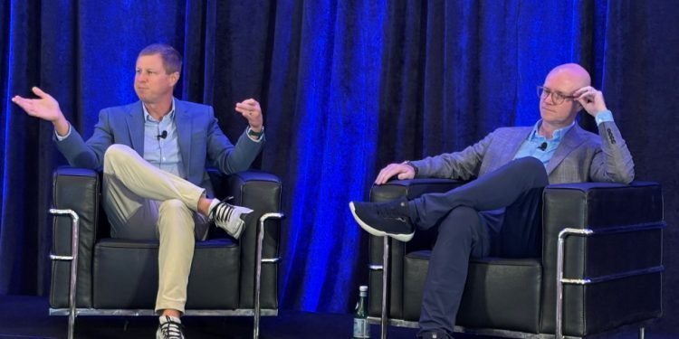 At Shippers’ Gathering, Analysts Warn of a Fragile Trucking Market