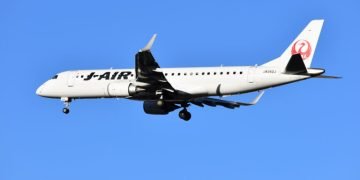 Japan Airlines renews Embraer Pool Program agreement to support its E-Jet fleet