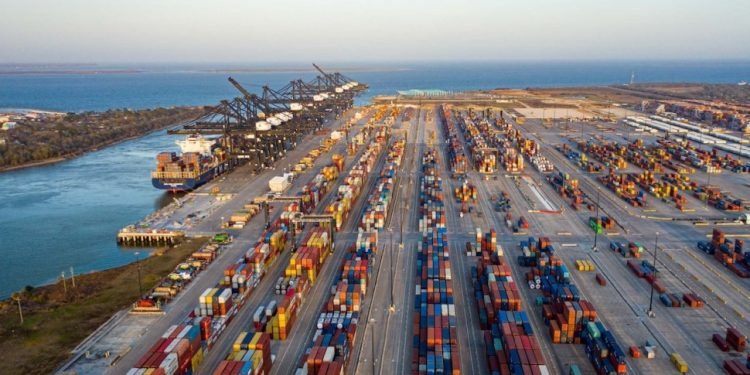 U.S. container imports reach 2.6 million TEUs in August, third-highest monthly level