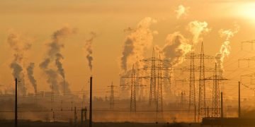 Canada could take until 2050 to reach its 2030 emissions target, study says