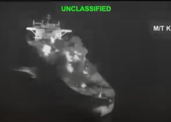 US strikes three Iranian tankers following attack on Navy vessels