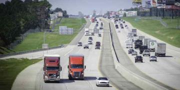 Texas couple sentenced over $2.4M Mexico-to-US smuggling supply chain