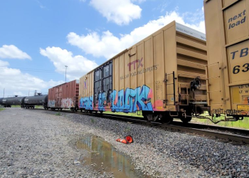 U.S. rail traffic falls 3.7% in a rare off-week