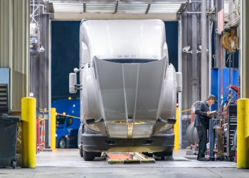 Clarios brings its battery subscription service to European fleets