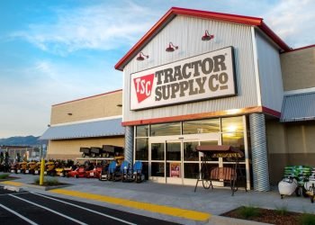 Tractor Supply opens $200 million automated distribution center in Idaho