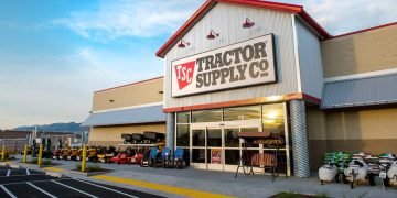 Tractor Supply opens $200 million automated distribution center in Idaho