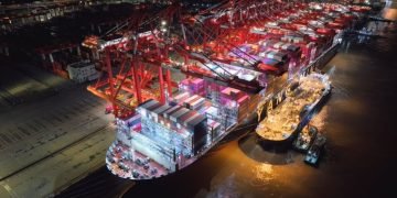 Yang Ming Orders Six LNG Dual-Fuel Container Ships from Hanwha Ocean