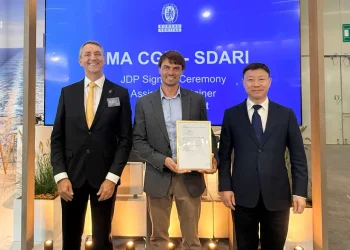 BV, CMA CGM and SDARI join forces on AI-assisted containership concept