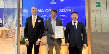 BV, CMA CGM and SDARI join forces on AI-assisted containership concept