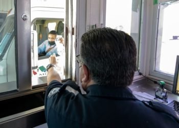 $10.75 million in meth discovered hidden in leek shipment at Texas border bridge