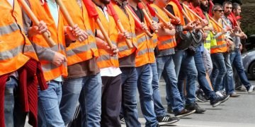 Hajdu says proposed labour law changes would shed more ‘sunlight’ on collective bargaining