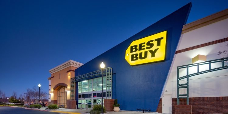 Best Buy Tests Battery-Powered Yard Vehicles at Two California Distribution Centers