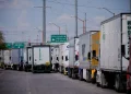 U.S. Trucking Crackdown Sparks Concerns Over Cross-Border Freight Delays