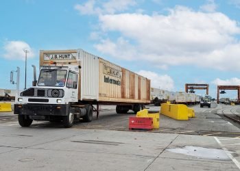 J.B. Hunt Beats Reduced Q3 Forecasts as Operating Costs Weigh on Recovery