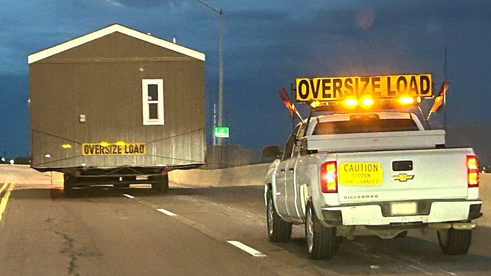 Oversize load stopped by Arizona state troopers