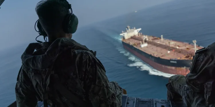 Hormuz and the northern Gulf on alert as Iran expands its blacklist of vessels