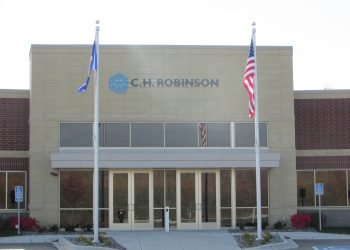 C.H. Robinson’s RXO Acquisition Wins Analyst Support, but Debt Raises S&P Concerns