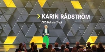 Daimler Truck outlines what Europe needs to scale electric trucks