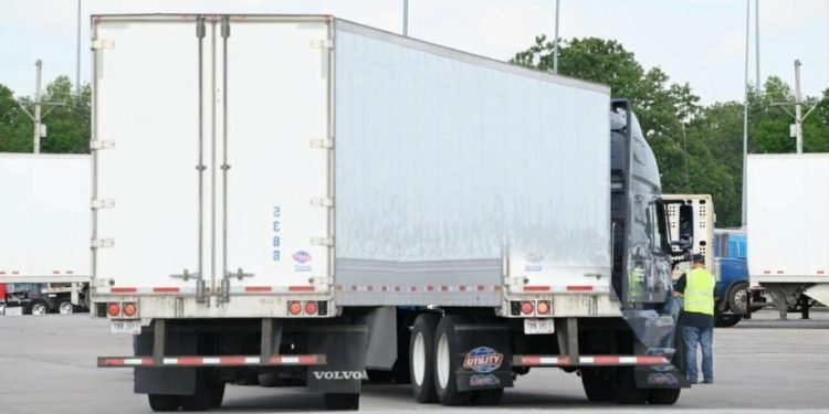 FMCSA Advances Pilot Program to Expand Truck Drivers’ Split Sleeper Berth Options