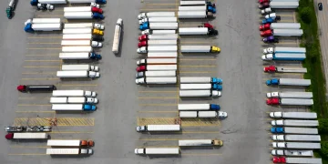 US DOT Funding to Add 2,403 Truck Parking Spaces Across 14 Projects