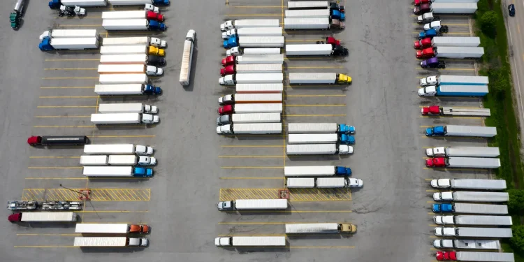 US DOT Funding to Add 2,403 Truck Parking Spaces Across 14 Projects