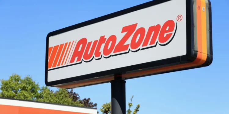 AutoZone hones in on domestic distribution network