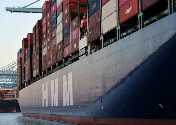 U.S. Manufacturing Expands in September as Economic Uncertainty Weighs on Sentiment