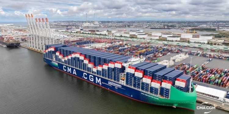 Container Shipping Reliability Plunges to Its Lowest Level Since February