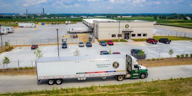 Old Dominion Returns to Tonnage Growth, but a Stronger Freight Recovery Remains Uncertain