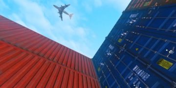 Shippers shift to short-term airfreight deals as strong demand keeps rates elevated