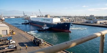 Maersk Explores Nuclear-Powered Container Shipping on a Potential US-UK Route