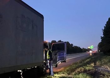 US, Canada truck enforcement blitzes sideline 350 drivers, vehicles