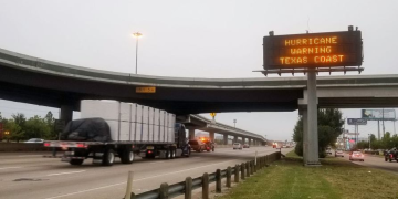 FMCSA brings back 30-day HOS relief for truckers responding to emergencies