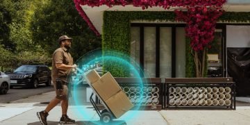 FedEx and UPS strengthen parcel security with new risk-management and authentication tools