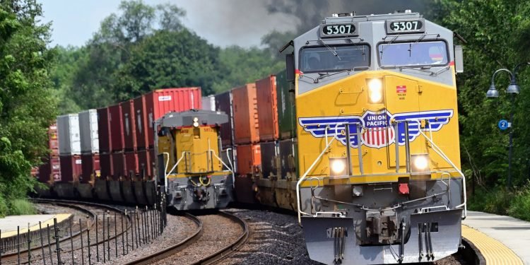 Union Pacific CFO Jennifer Hamann to Retire in Early 2027
