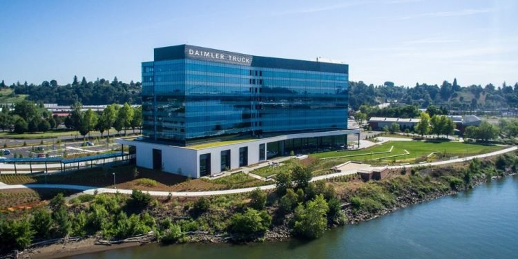 Daimler Truck files lawsuit over alleged $3.8 million embezzlement by former employee