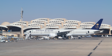 Riyadh Airport Air Cargo Capacity Drops 94% After Houthi Attacks