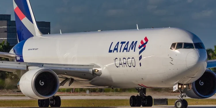 LATAM Cargo brings immersive VR safety training to 550 employees in Miami