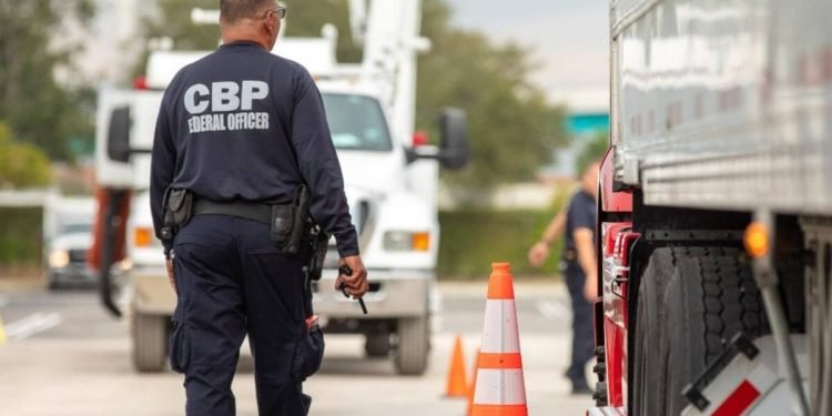 US Customs moves to tighten rules on low-value imports